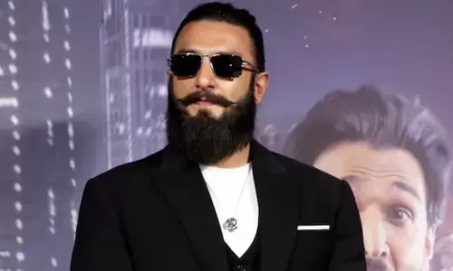 Cine employees federation issues non-cooperation directive against Ranveer over Don 3 exit