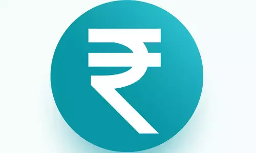 Rupee trades in narrow range against US dollar in early trade