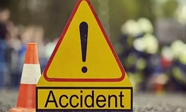 Six killed, 21 injured as truck hits pick-up van in MPs Chhindwara