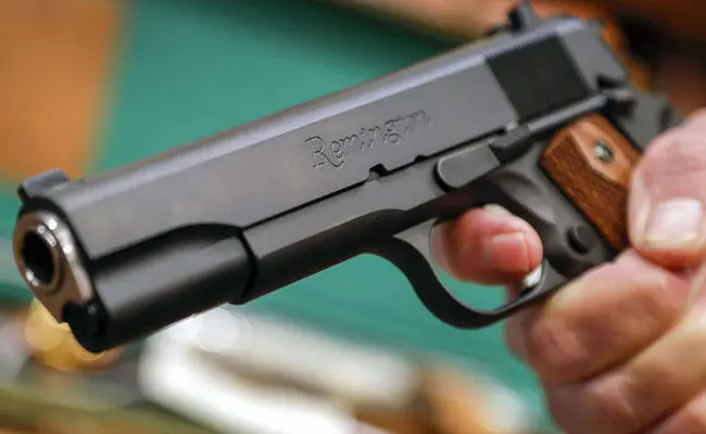 Gun goes off during wedding celebration in UPs Fatehpur, one killed Gun goes off during wedding celebration in UPs Fatehpur, one killed